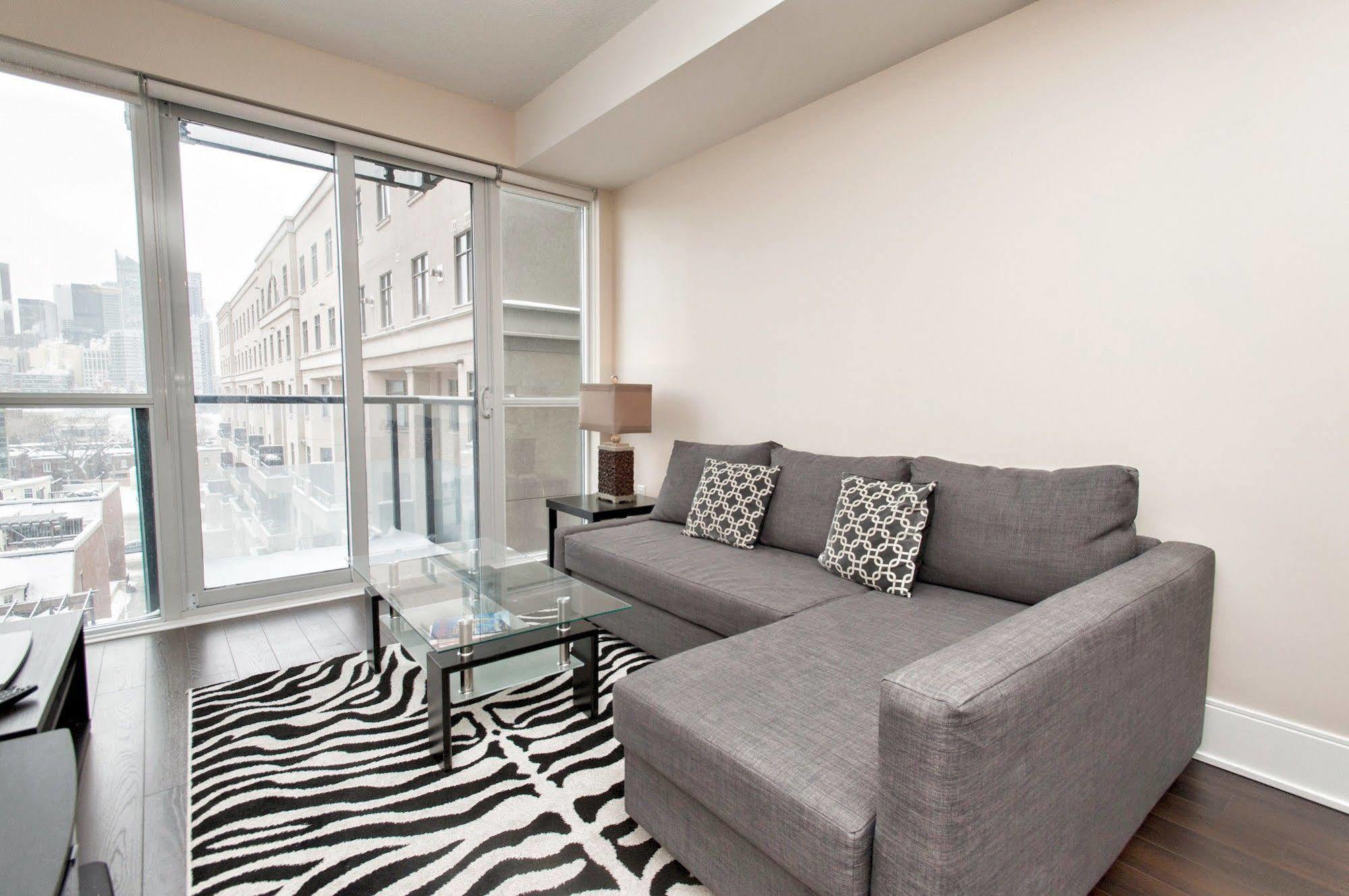 Life Suites Luxury Downtown Condos Τορόντο Εξωτερικό φωτογραφία